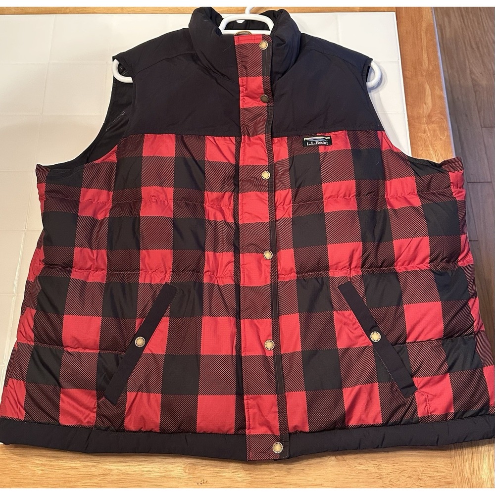 LL Bean Mountain Classic Down Vest Women 3x Plus Red Black Buffalo‎ Plaid Puffer